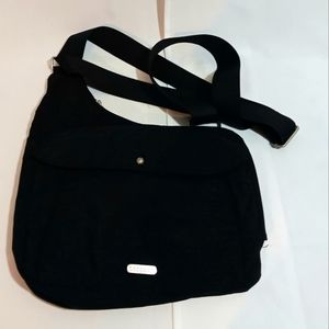 Womens Bagallini Crossbody bag multiple pockets